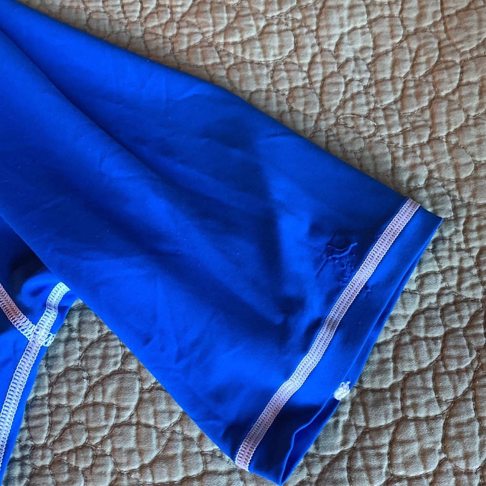 Unisex Blue Rashguard Size Large - Picture 7 of 9